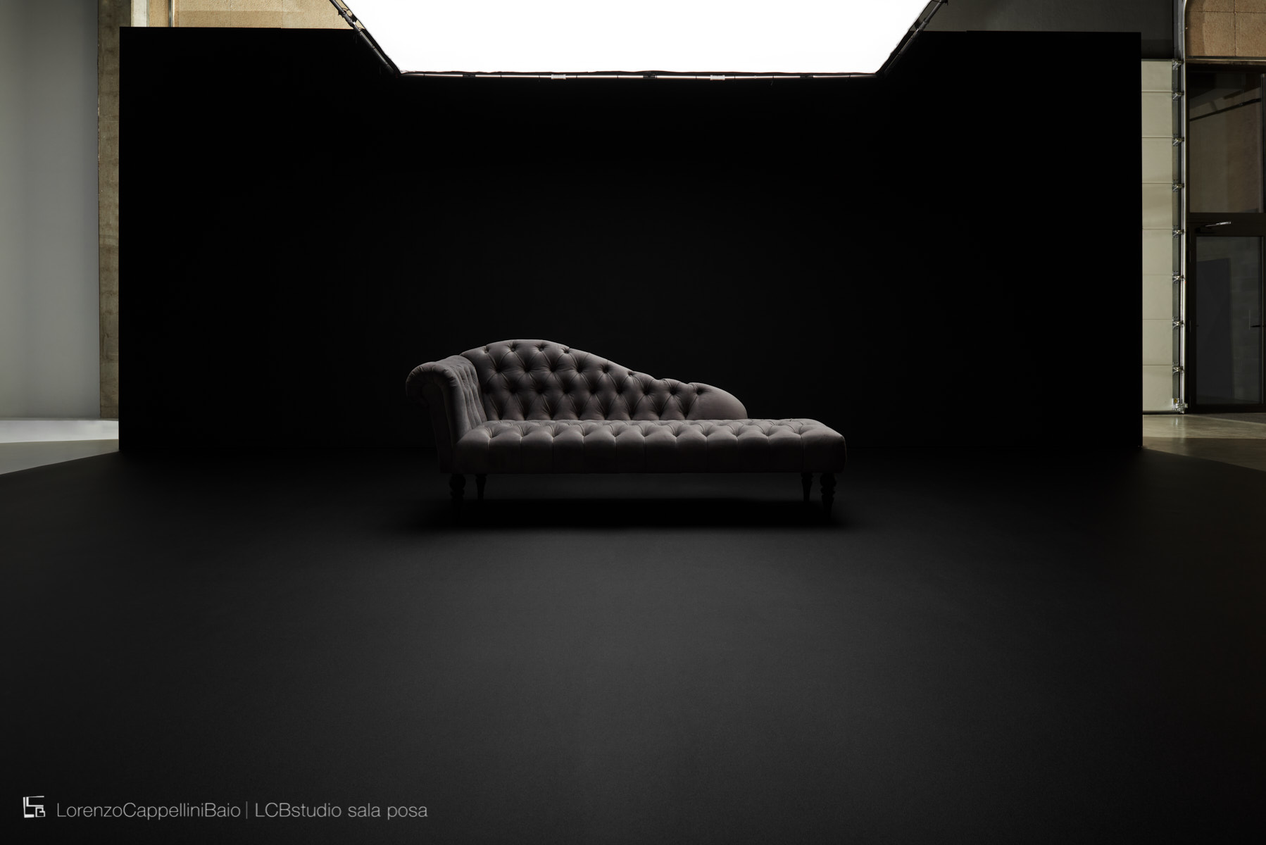 Set black della sala posa di LCBstudio | LCBstudio